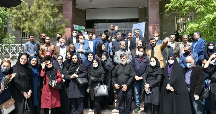 تجلیل از کادر درمانی استان به همت خانه مطبوعات البرز