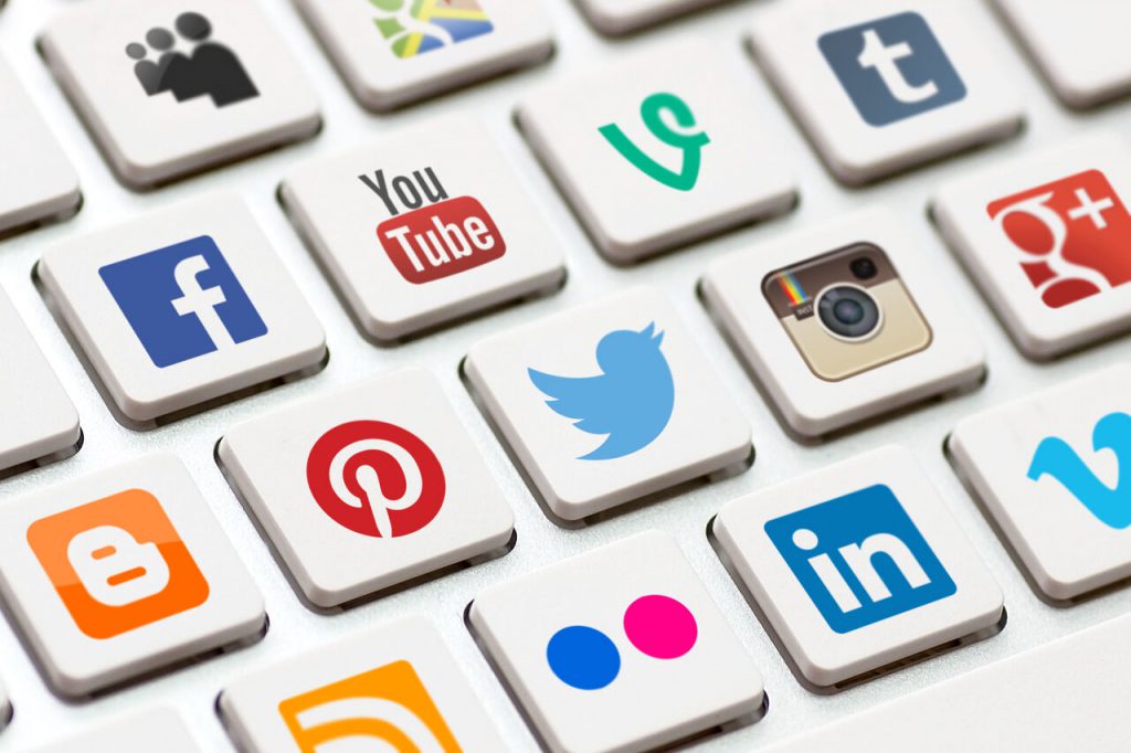 بازاریابی رسانه‌ها از طریق شبکه‌های اجتماعی