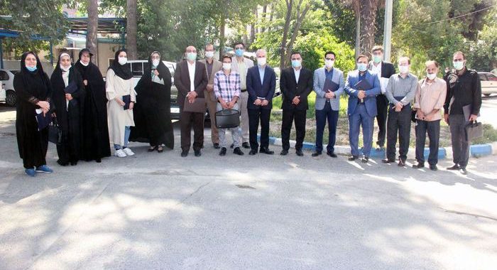 شرکت آب و فاضلاب منطقه۶ تهران- شهرری در گرامی داشت روز خبرنگار از خبرنگاران و اصحاب رسانه جنوب تهران تجلیل کرد.