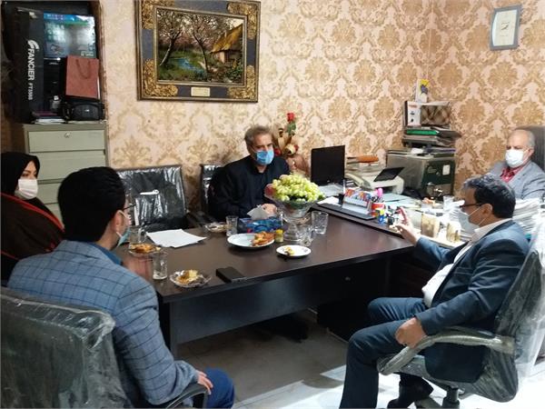 پیگیری مشکلات صنفی رسانه های ری در دیدار مسئولان و فعالان حوزه رسانه از روزنامه «سایه»