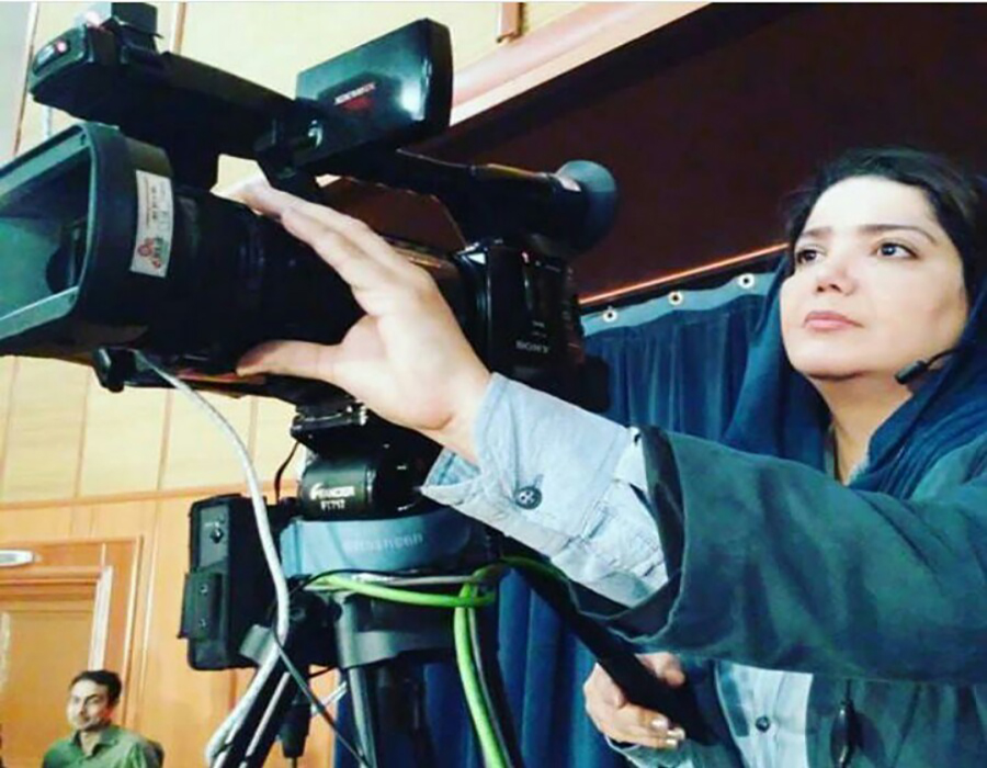 گفت و گو با پرستو نصرتی اولین زن صدابردار ایران