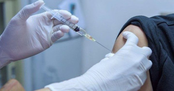 اشتباه در تزریق دُز دوم واکسن خبرنگاران سلامت!