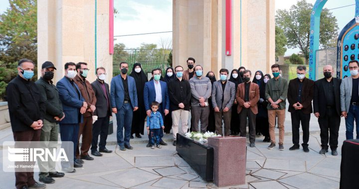اصحاب رسانه به مقام شامخ سردار شهید "حسین همدانی" ادای احترام کردند