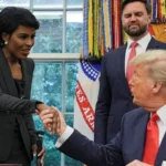 ترامپ به خبرنگار: نباید این را بگویم؛ اما شما واقعا زیبا هستید!