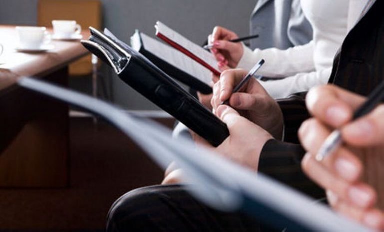 استاندار قم: از خبرنگاران به‌صورت ویژه تجلیل شود