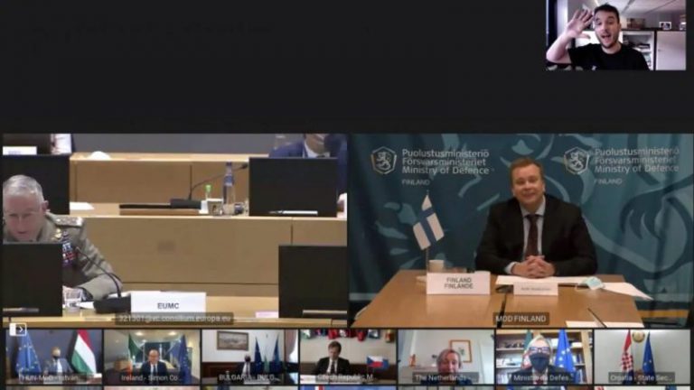 اشتباه وزیر دفاع هلند و ورود خبرنگار هلندی به جلسه محرمانه اتحادیه اروپا