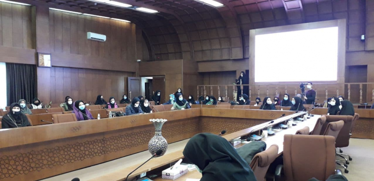 تقدیر از خبرنگاران در مراسم تجلیل از فعالان ورزش زنان
