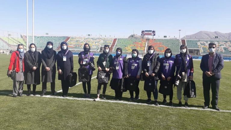 تجلیل از بانوان عکاس و خبرنگار به مناسبت روز زن توسط باشگاه ذوب آهن