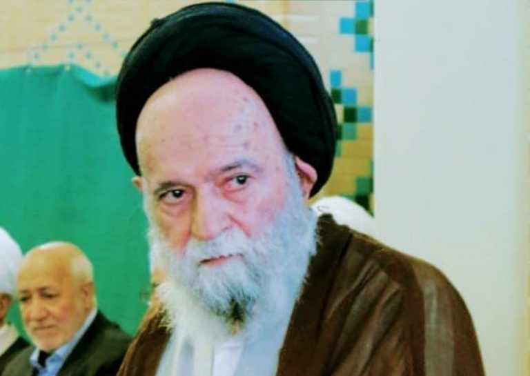 مدیر و خبرنگاران موج در قم، درگذشت آیت‌الله حاج سید محمد حسینی کاشانی را تسلیت گفتند