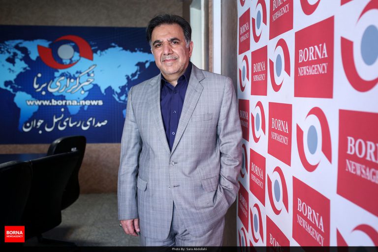 علت آشتی آخوندی با رسانه‌ها چیست؟