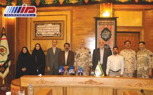 در دیدار مدیر مرزنیوز و مجله دیده‌بان مرز با فرمانده مرزبانی کشور تاکید شد: لزوم گسترش همکاری‌های رسانه‌ای به منظور فرهنگسازی