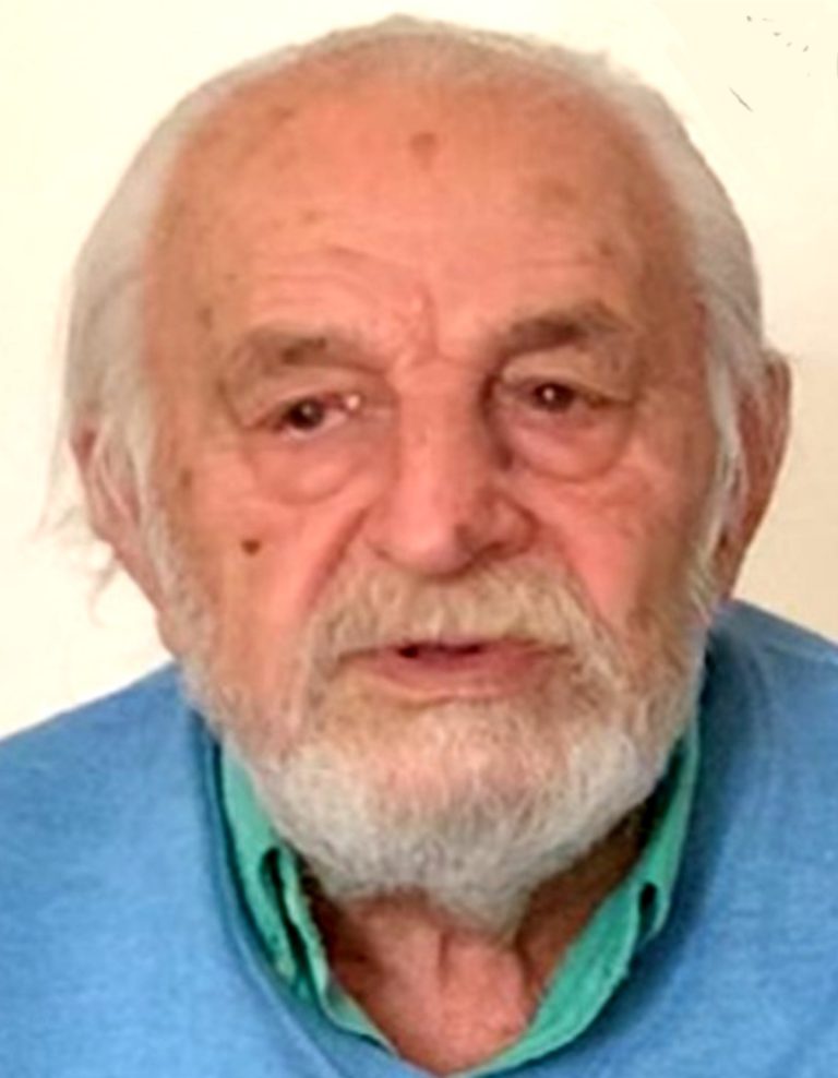 درباره حسین سرافراز معروف به «حسین سردبیر» که ۲۰ نشریه را سردبیری کرد