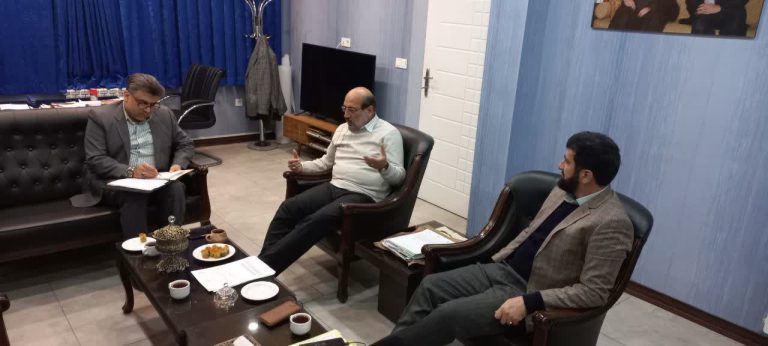 دیدار سرپرست اداره فرهنگ و ارشاد اسلامی آبیک با نماینده قزوین و رئیس کمیته هوا و فضا، فناوری های نوین و دانش بنیان مجلس یازدهم