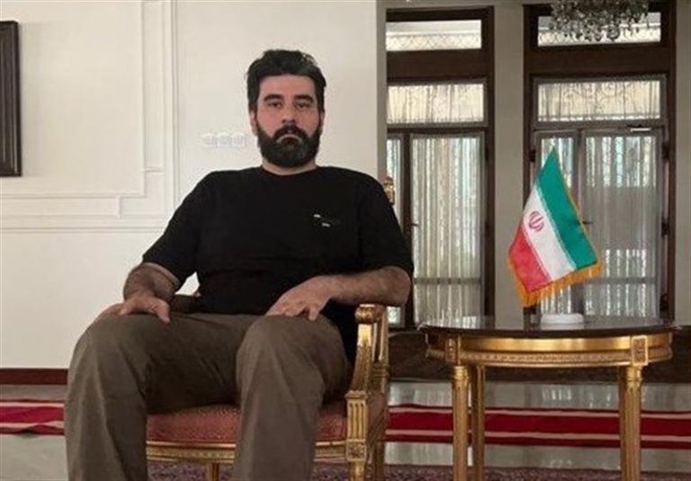 «محمدحسین ولایتی» عکاس تسنیم شب گذشته تحویل سفارت ایران در کابل شد