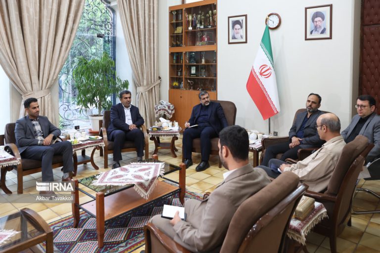 وزیر فرهنگ: آیین‌نامه‌های مطبوعات به نفع جریان رسانه‌ای کشور در حال تغییر است