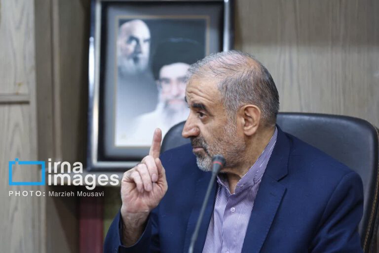 سردبیر پیشین روزنامه رسالت: مردم و فعالان رسانه، اینترنشنال را خائن می‌دانند