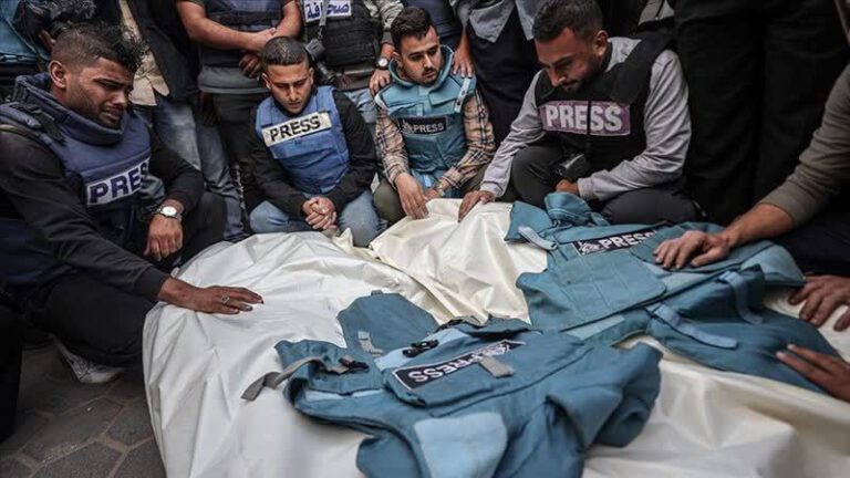 رئیس انجمن رسانه های فلسطینی: دوربین خطرناکتر از سلاح است