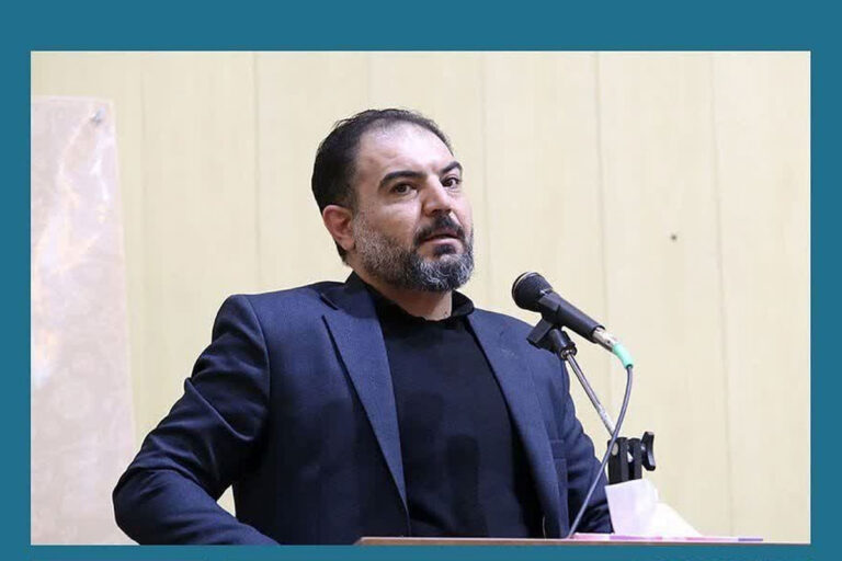 زنجیر نان بر قلم روزنامه‌نگاران