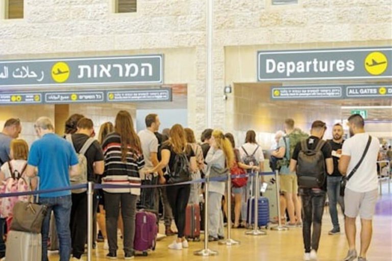 خبرنگاری که وطنش را ترک کرد؛ رونی رحمانی دیگر بازگشت به اسرائیل را نمی‌خواهد