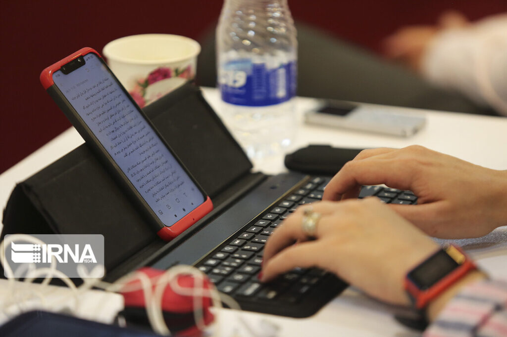 اخبار جعلی را چه کسی پخش میکند؟