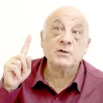 گفتگو با محمود مختاریان روزنامه‌نگار پیشکسوت / شبکه های اجتماعی اختیار از رسانه ها را گرفته اند!