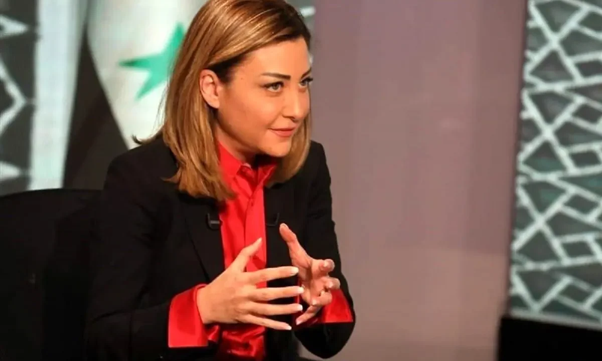 ماجرای مشاور مرموز اسد که سردار سلیمانی به او مشکوک بود/ لونا الشبل، خبرنگار سابق و مشاور رسانه‌ای بشار اسد، در ژوئیه ۲۰۲۴ در یک تصادف جان باخت