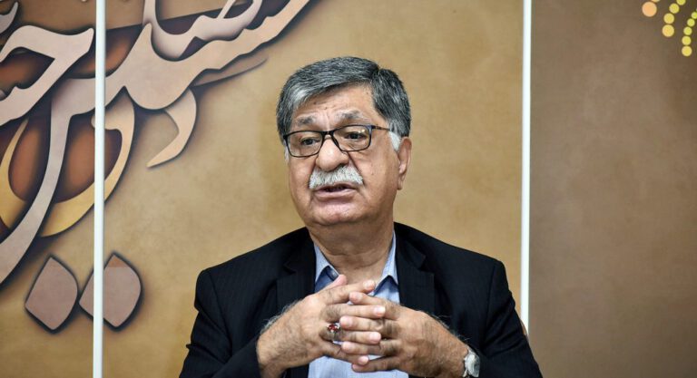 روزنامه‌نگاری راه‌حل‌گرا چگونه می‌تواند به دولت‌ها کمک کند؟ فرقانی: روزنامه‌نگاری راه‌حل‌گرا در دولت‌های توسعه‌گرا معنا پیدا می‌کند