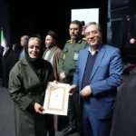 تجلیل از خبرنگار ایلنا به عنوان بانوی تأثیرگذار آذربایجان‌غربی