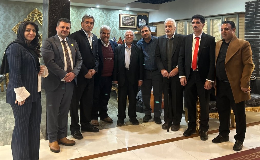 در آیین شب شعر و موسیقی سنتی اصیل آذربایجانی به مناسبت یلدا بررسی شد؛ ارتباط جشن‌های “ناردوغان”، “شب‌چله” و “کریسمس”