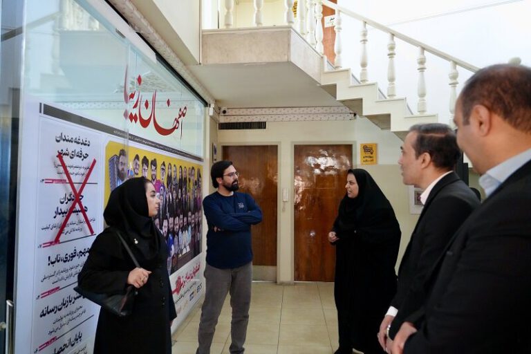بازدیدی از جنس رسانه و خبر/ اصفهان زیبا میزبان تیم رسانه‌ای شهرداری کرج شد