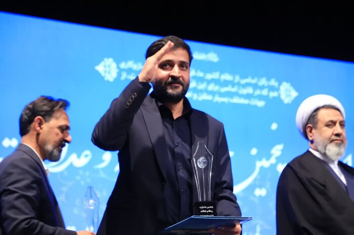 خبرنگاران ایرنا کرمان در پنجمین جشنواره رسانه و عدالت خوش درخشیدند