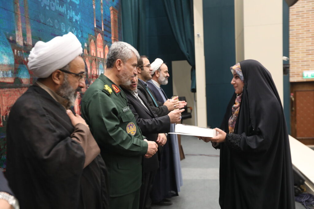 درخشش خبرنگار ایمنا در پنجمین جشنواره رسانهای ابوذر استان یزد