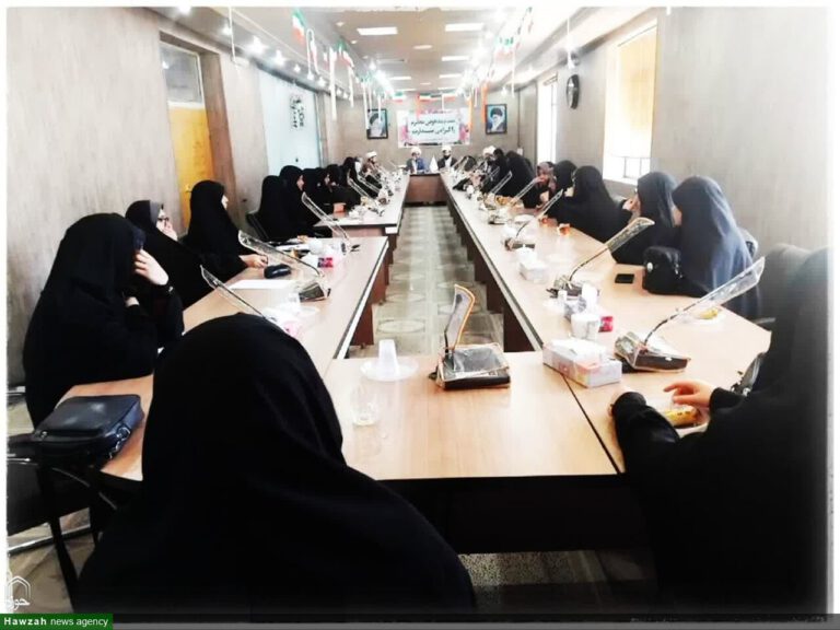 فعال‌سازی شبکه‌ تبلیغی و فرهنگی در حوزه‌های بانوان، جوانان و رسانه در چادگان