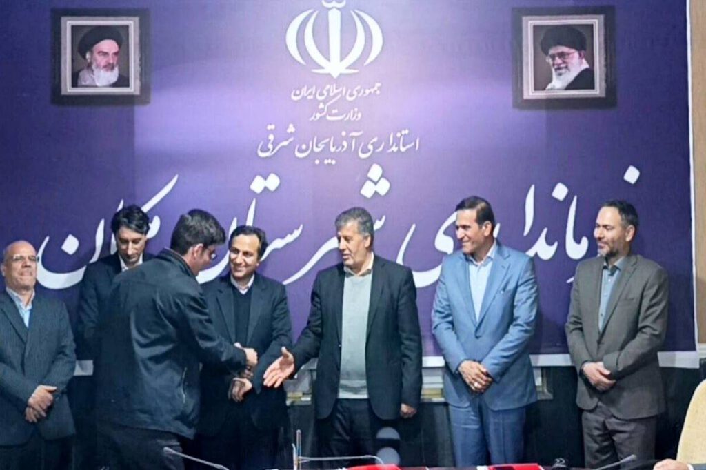 تجلیل از خبرنگار پانا در ملکان؛ قدردانی از قلمی مسئلهمحور در خدمت آموزش و فرهنگ