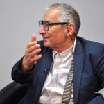 هیات منصفه دادگاه مطبوعات صادق زیباکلام را مجرم دانست/ مدیران دو رسانه مجرم نیستند