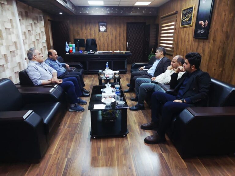 دیدار رئیس هیئت‌مدیره مطبوعات کشور با مدیرکل تأمین اجتماعی خوزستان