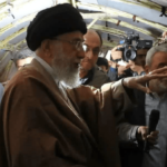 رهبر شهید و یک درس فراموش‌نشدنی به خبرنگاران