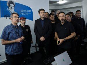 بازدید وزیر ارتباطات و فناوری اطلاعات از موکب خدمات رسانه‌ای همراه اول
