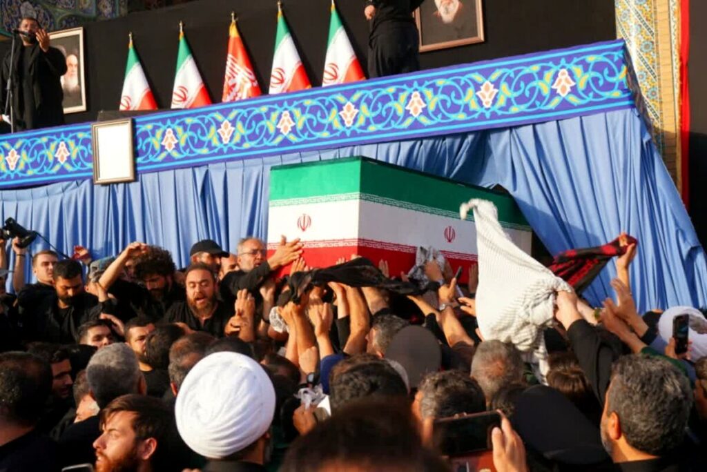 قدرشناسی بسیج رسانه قم از نقشآفرینی خبرنگاران در پوشش مراسم تشییع رهبر شهید