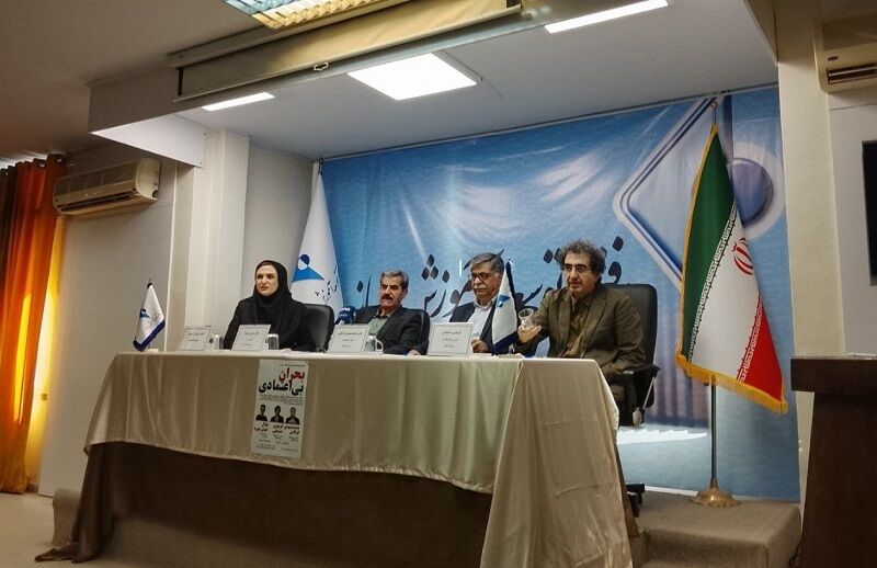 فرقانی: با بحران اشتغال در روزنامهنگاری مواجهیم