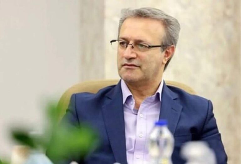 دلجویی معاون پارلمانی وزیر کار از خبرنگار کبنا نیوز
